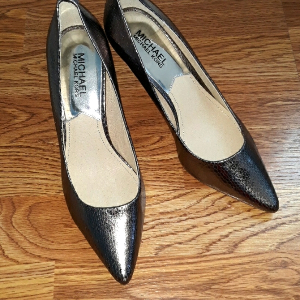 Michael Kors Silver Leather Python Print Heels. N… - image 1